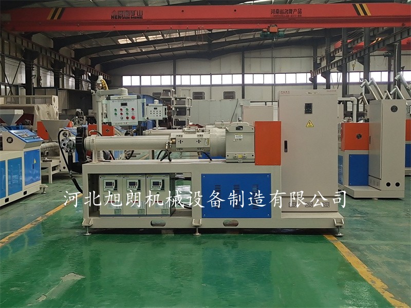 橡膠擠出機(jī)